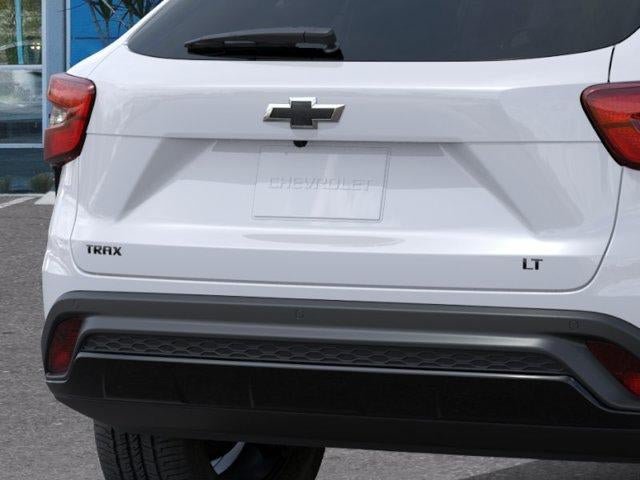 New 2026 Chevrolet Trax LT w/ Driver Confidence Package FWD image 14