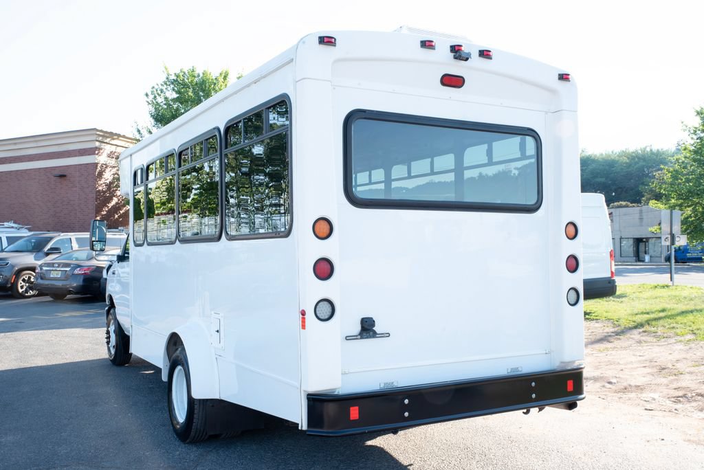 Used 2017 Ford E-450 and Econoline 450 Super Duty w/ Shuttle Bus Prep Package RWD image 9