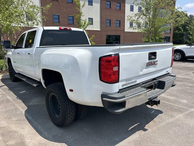 Used 2017 GMC Sierra 3500 SLT w/ Duramax Plus Package AWD/4WD image 8