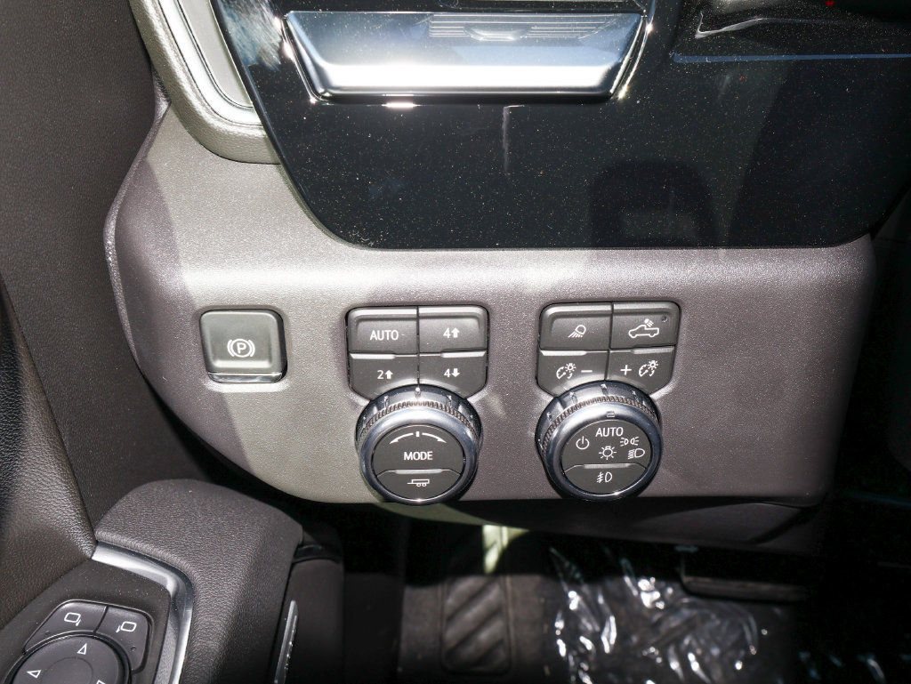 New 2026 GMC Sierra 1500 SLT w/ SLT Premium Package AWD/4WD image 22