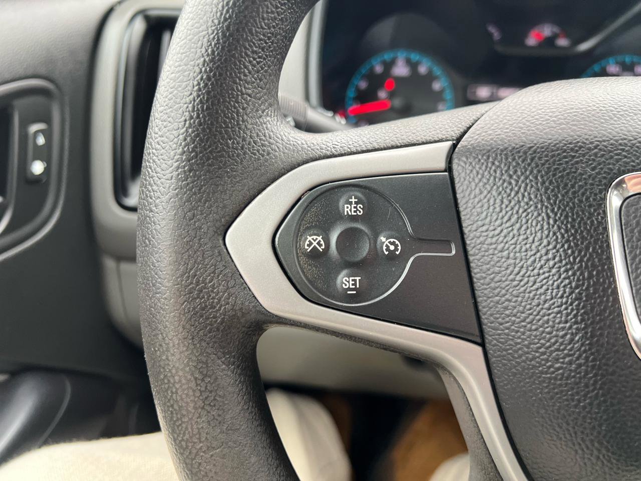 Used 2020 GMC Canyon 2WD Crew Cab w/ Convenience Package image 20