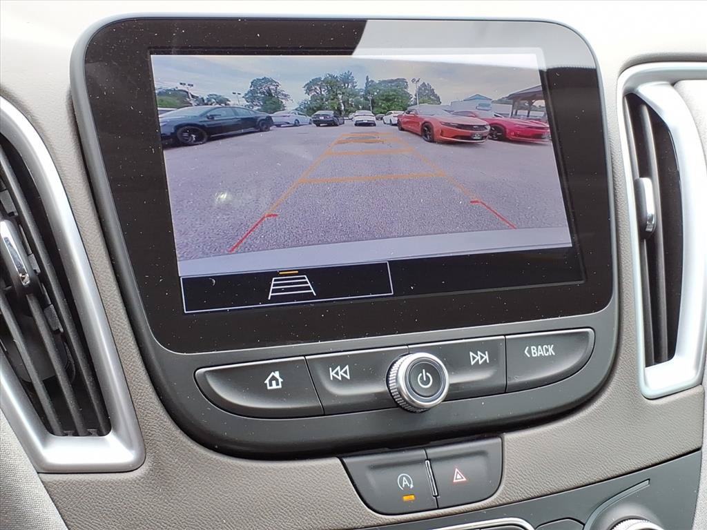 Used 2025 Chevrolet Malibu LT FWD image 29