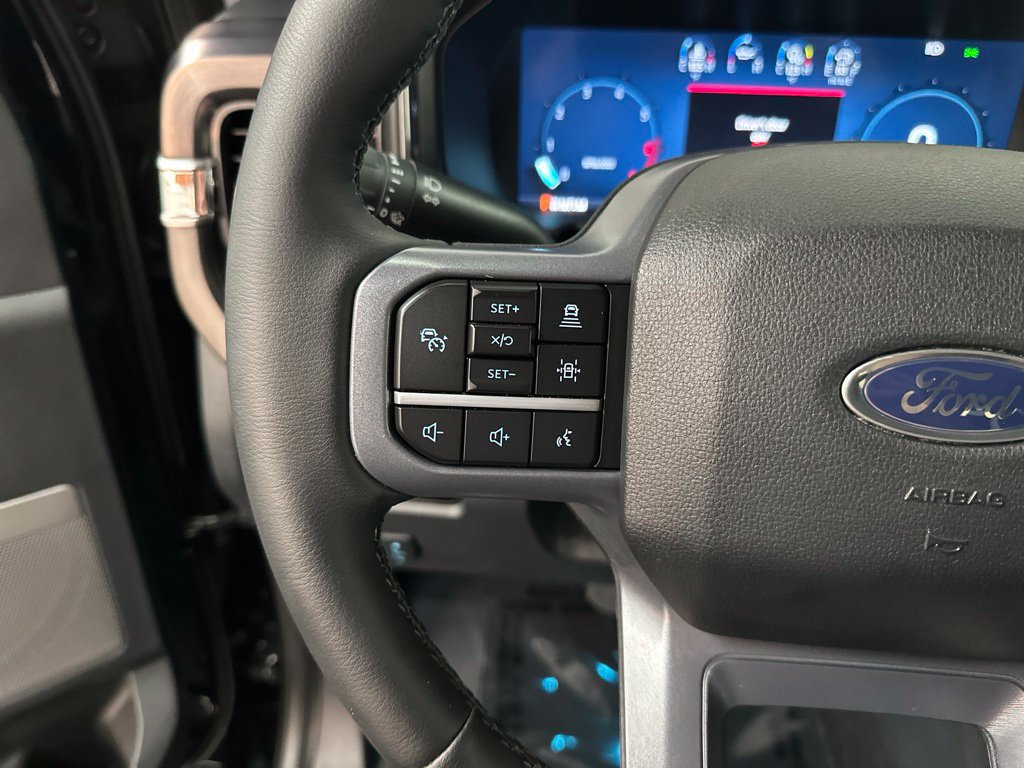 Used 2026 Ford F250 Lariat w/ Lariat Premium Package AWD/4WD image 15