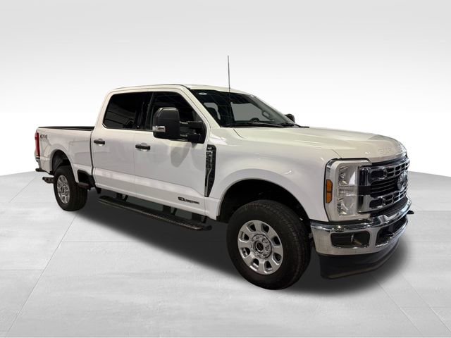 Used 2024 Ford F250 XLT image 1