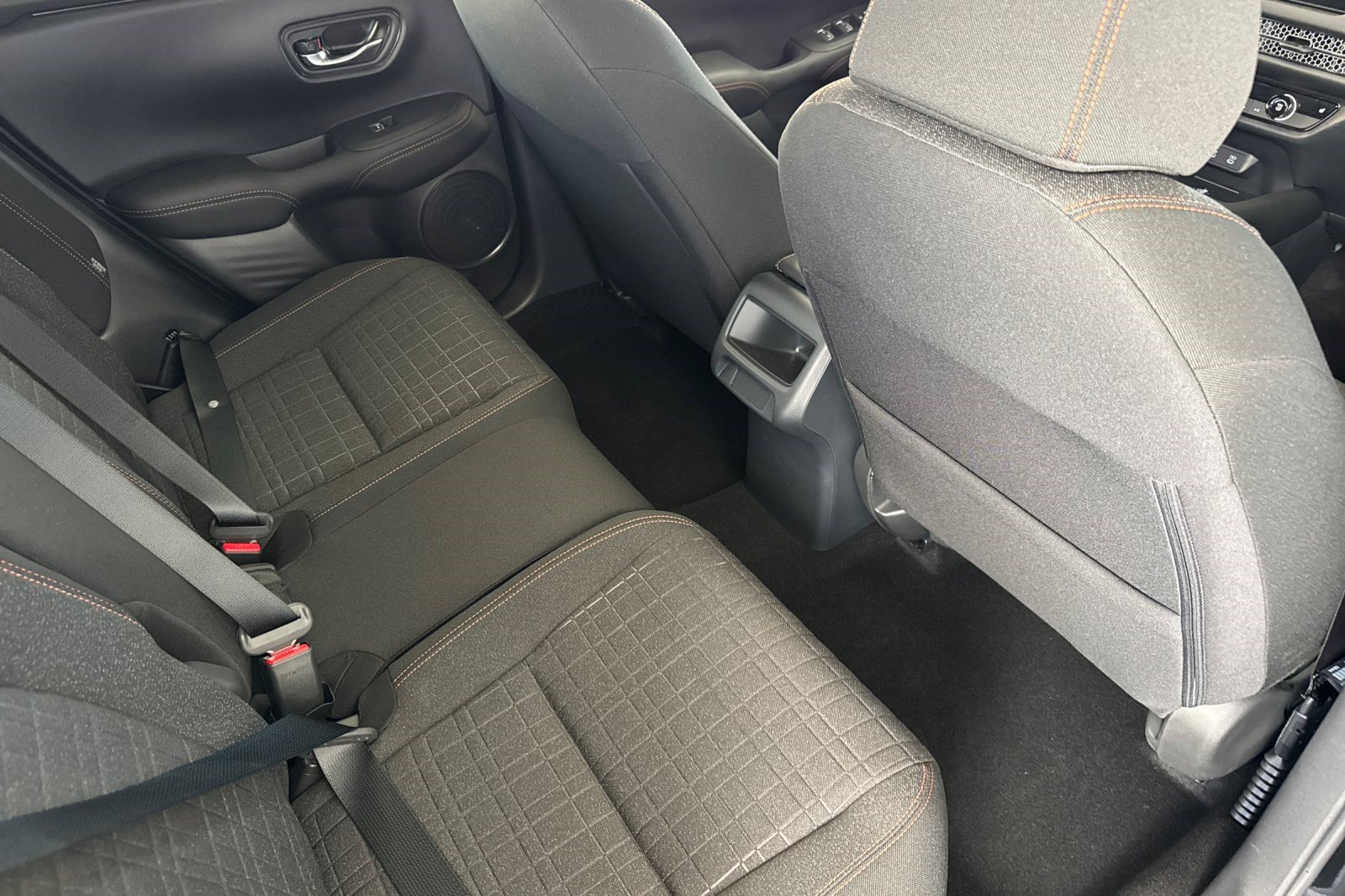 Certified 2026 Honda HR-V Sport image 31