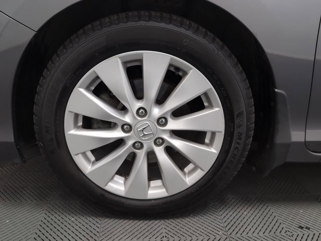 Used 2015 Honda Accord EX-L image 32