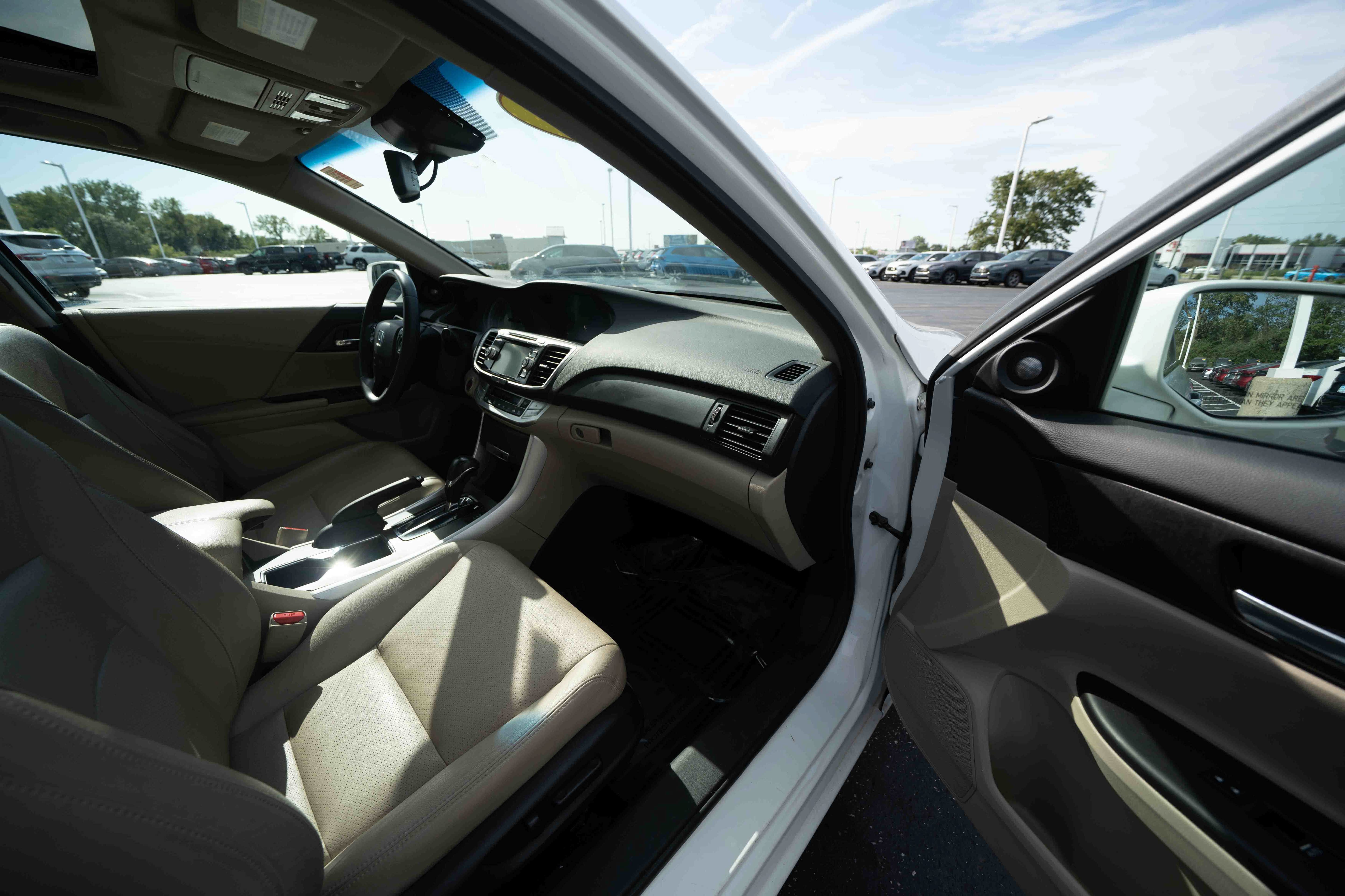 Used 2013 Honda Accord EX-L image 25