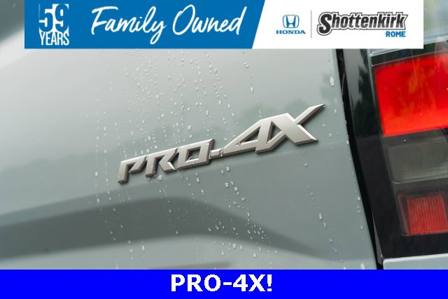 Used 2023 Nissan Frontier PRO-4X w/ Technology Package image 19