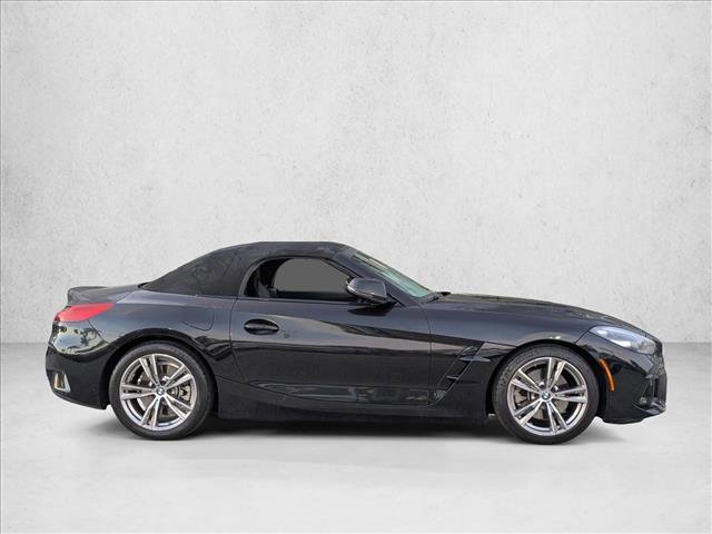 Used 2025 BMW Z4 sDrive30i image 4