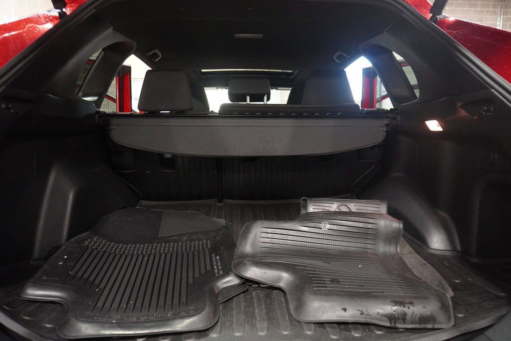 Used 2021 Toyota RAV4 SE w/ Weather & Moonroof Package AWD/4WD image 8