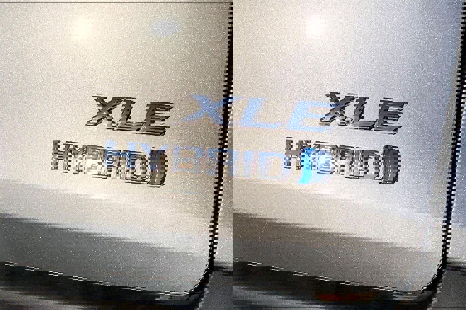 Used 2024 Toyota Sienna XLE image 10