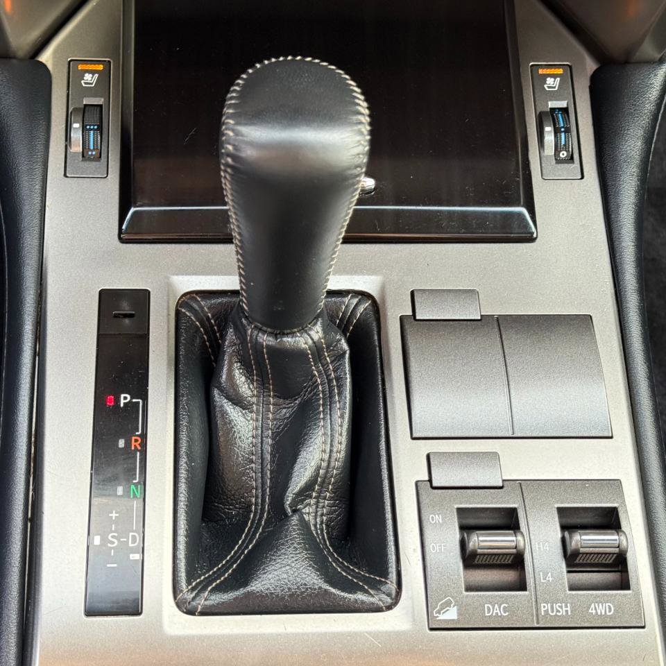 Used 2015 Lexus GX 460 w/ Comfort Package image 14