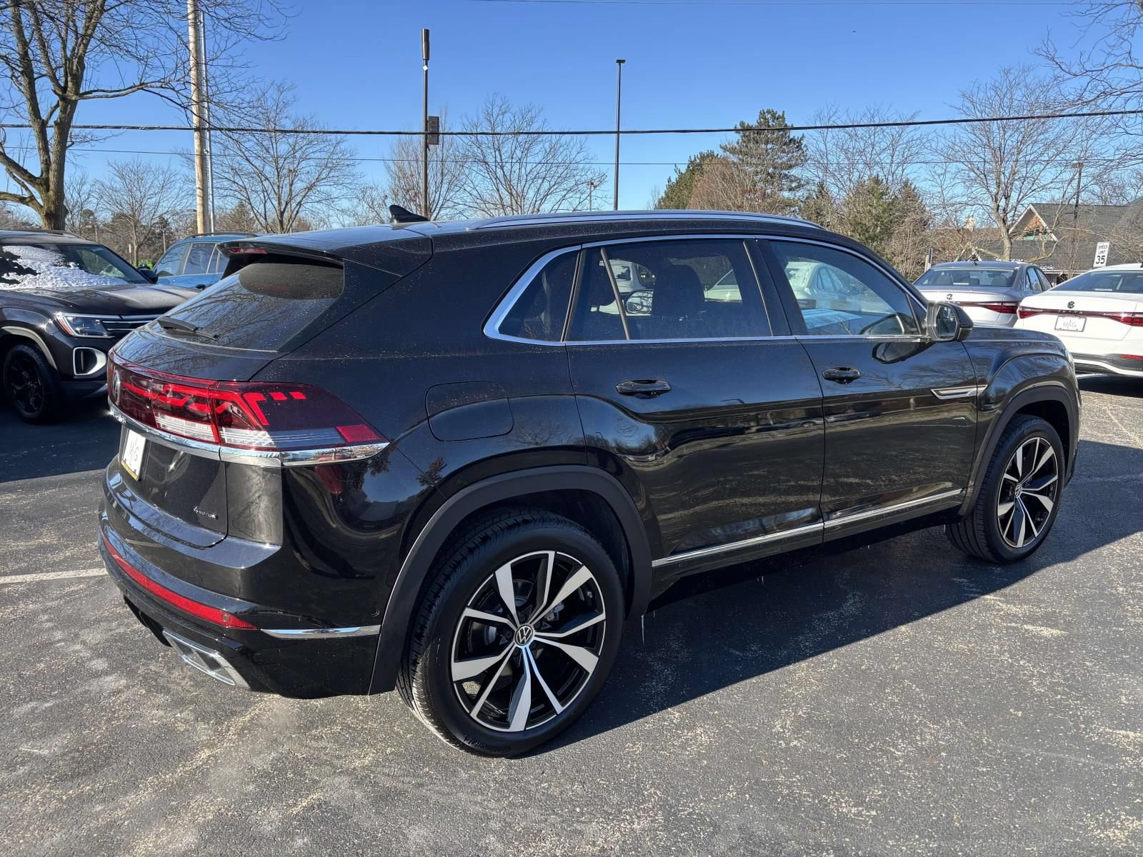 New 2026 Volkswagen Atlas Cross Sport SEL Premium R-Line AWD/4WD image 7