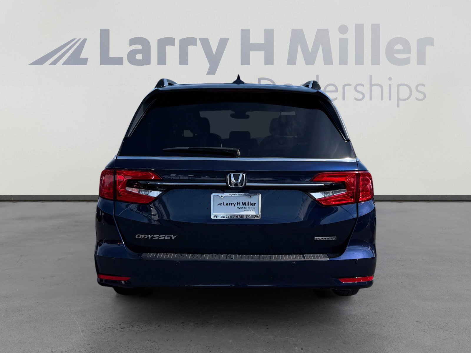 Used 2024 Honda Odyssey Touring image 4
