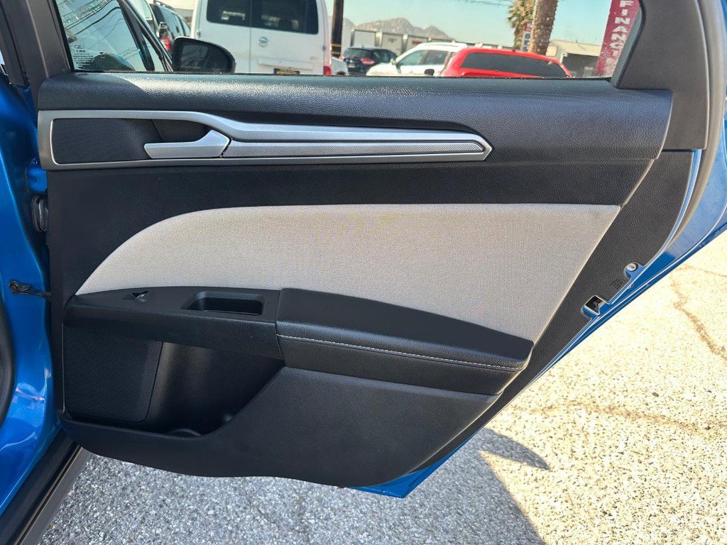 Used 2020 Ford Fusion S image 30