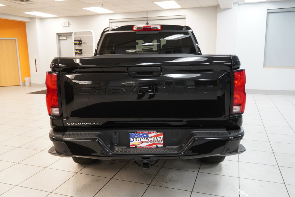 Used 2023 Chevrolet Colorado Z71 w/ Z71 Convenience Package 2 AWD/4WD image 9