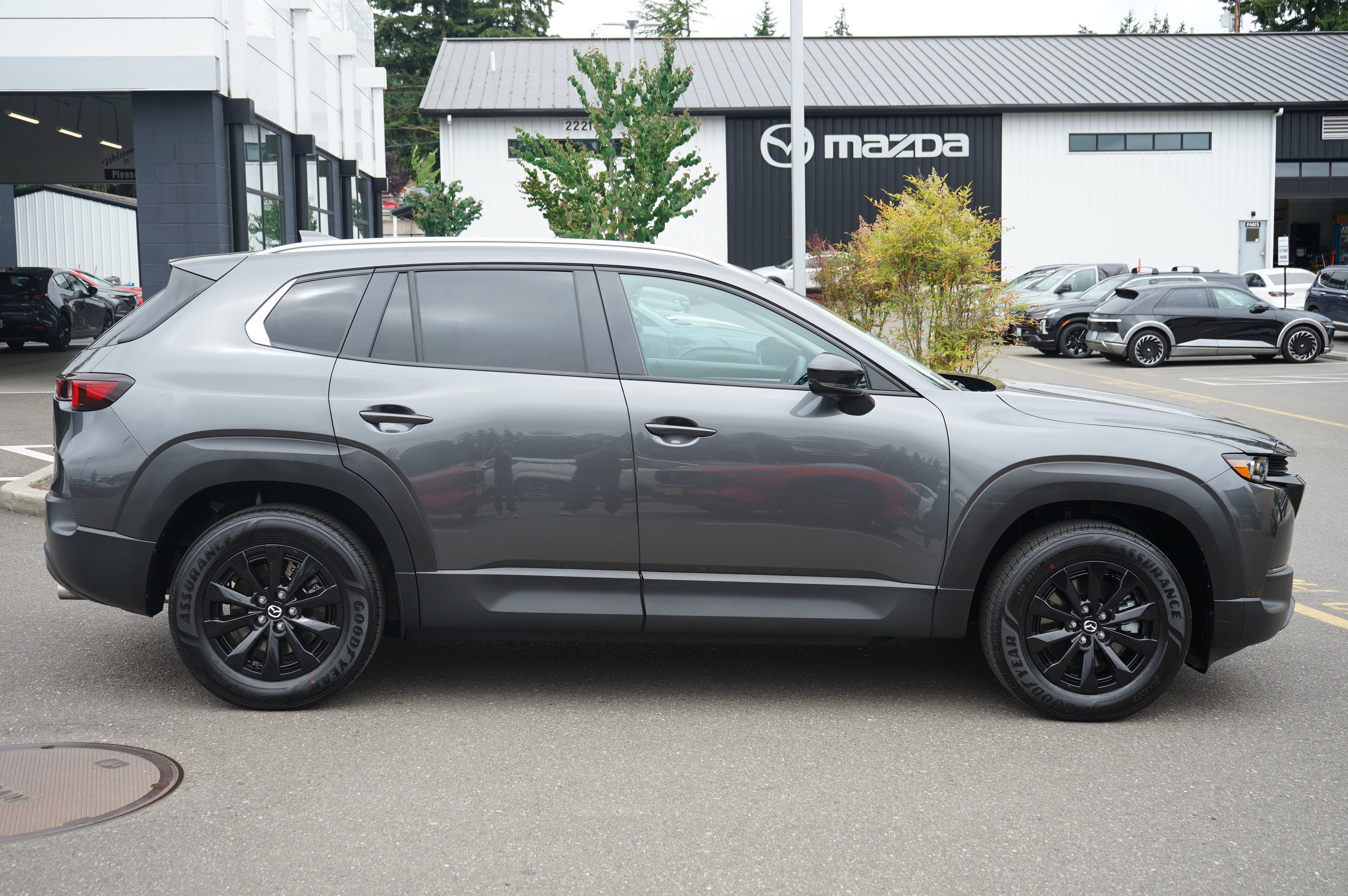 Certified 2026 MAZDA CX-50 2.5 Hybrid w/ Cargo Package AWD/4WD image 2