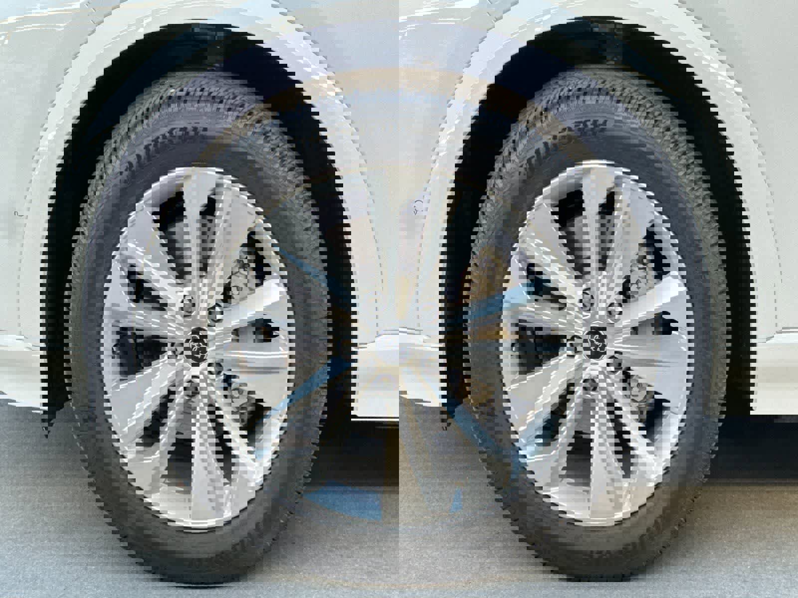 Used 2025 Audi Q6 e-tron Premium w/ Convenience Package image 28