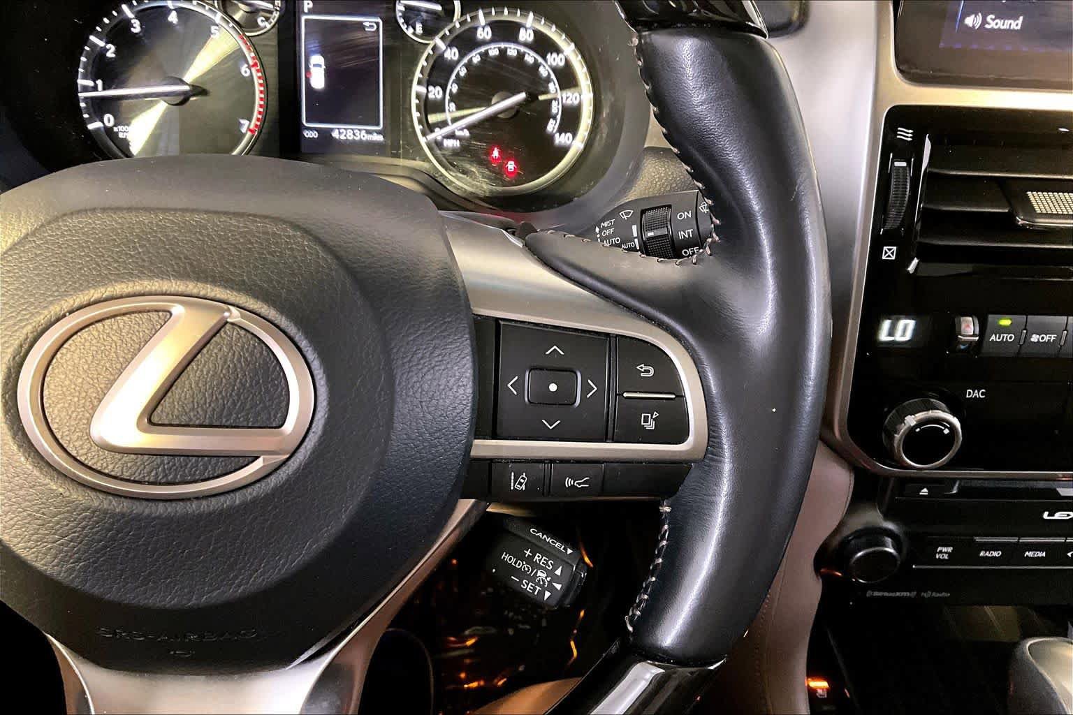 Used 2023 Lexus GX 460 Premium w/ Premium Package AWD/4WD image 25