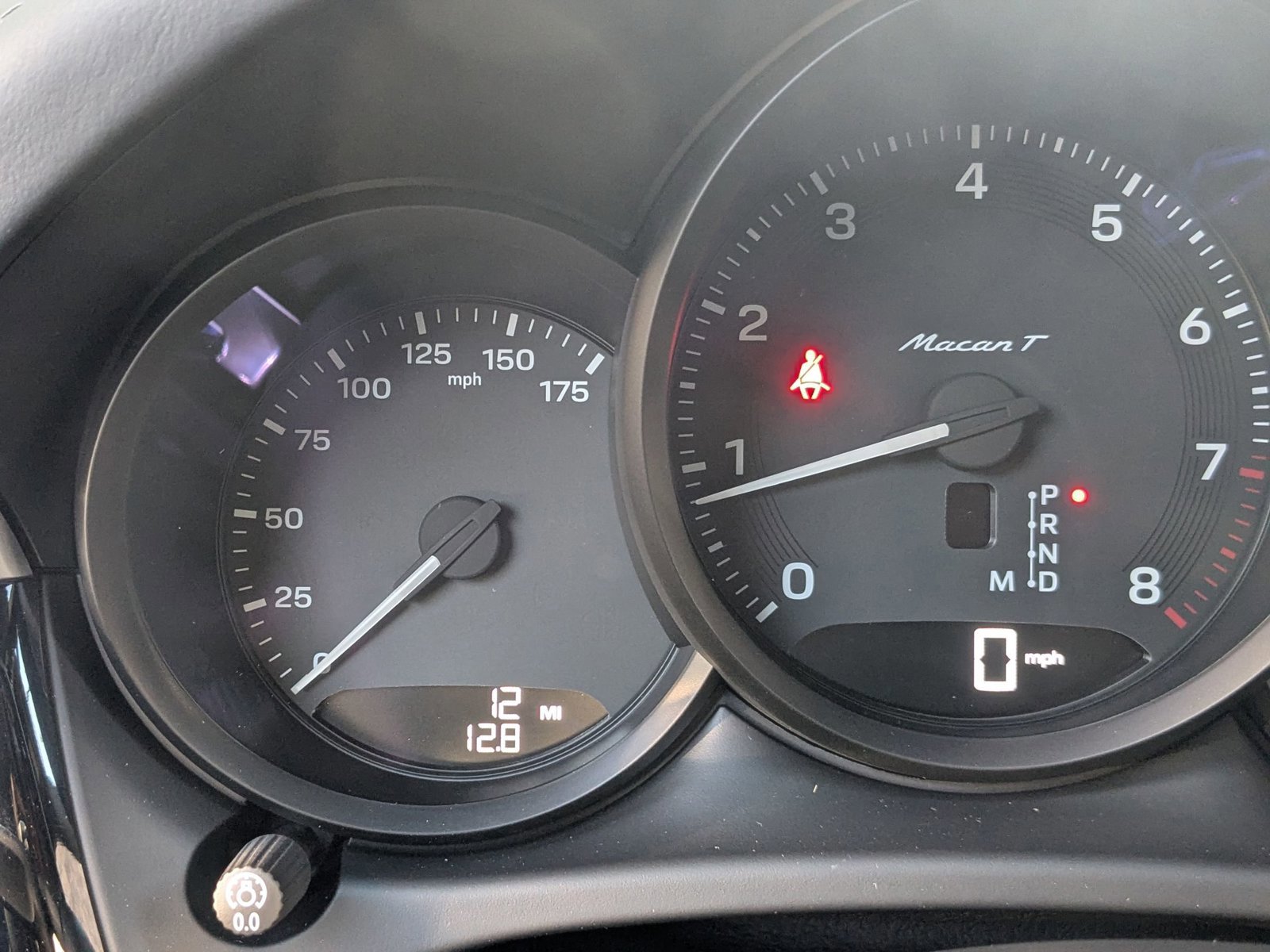 New 2026 Porsche Macan Turbo image 17