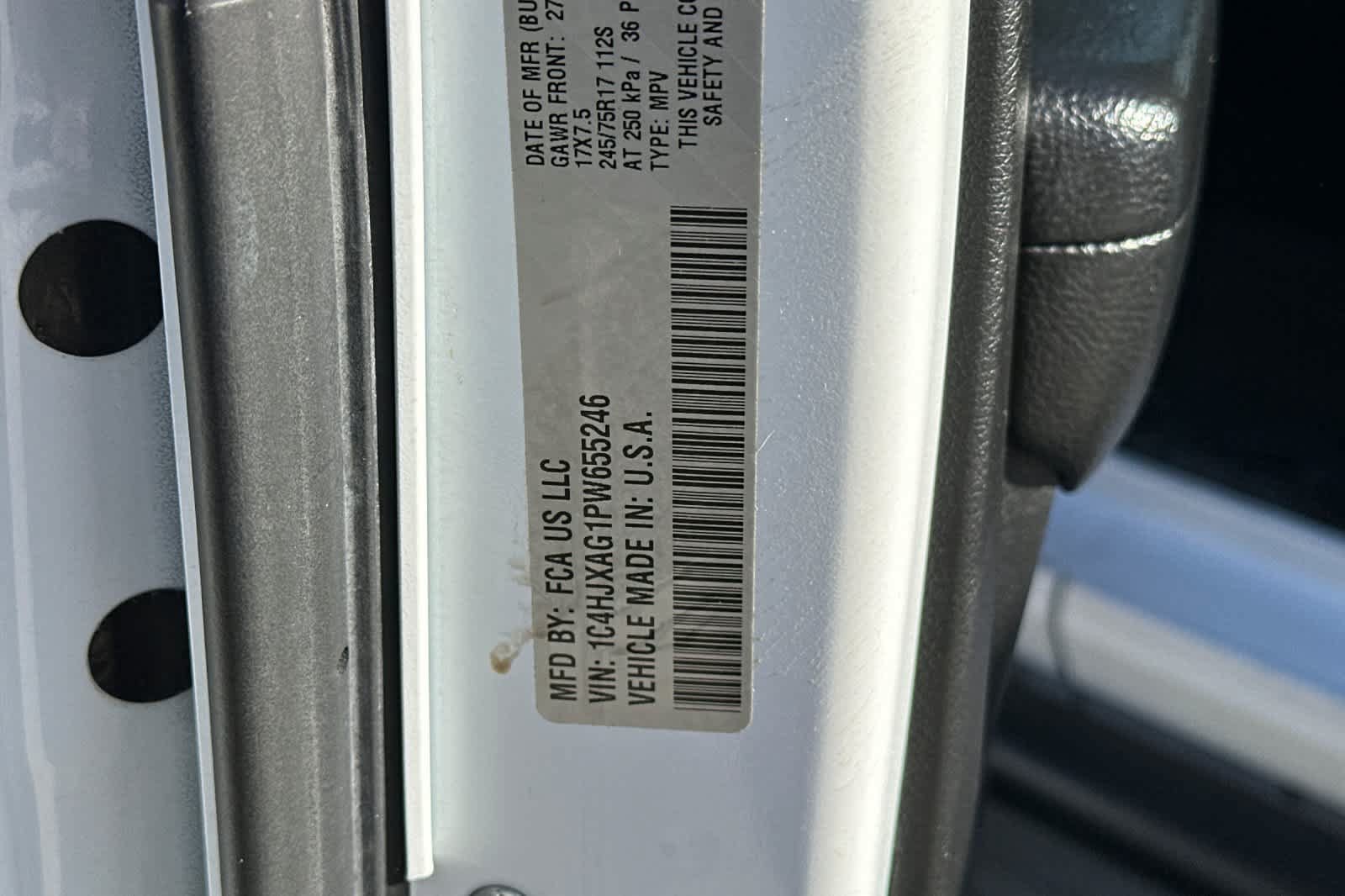 Used 2023 Jeep Wrangler Sport AWD/4WD image 37