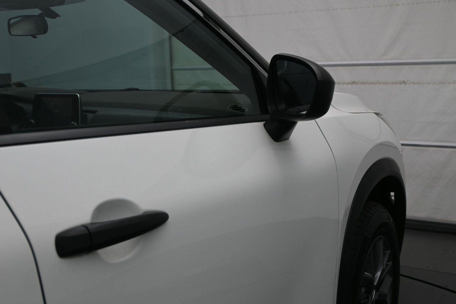 Used 2021 Nissan Rogue S AWD/4WD image 14