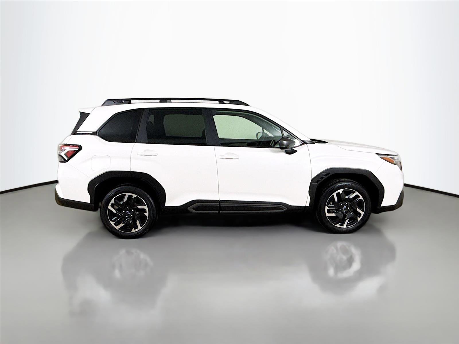 Used 2025 Subaru Forester Limited w/ Popular Package #1 image 18