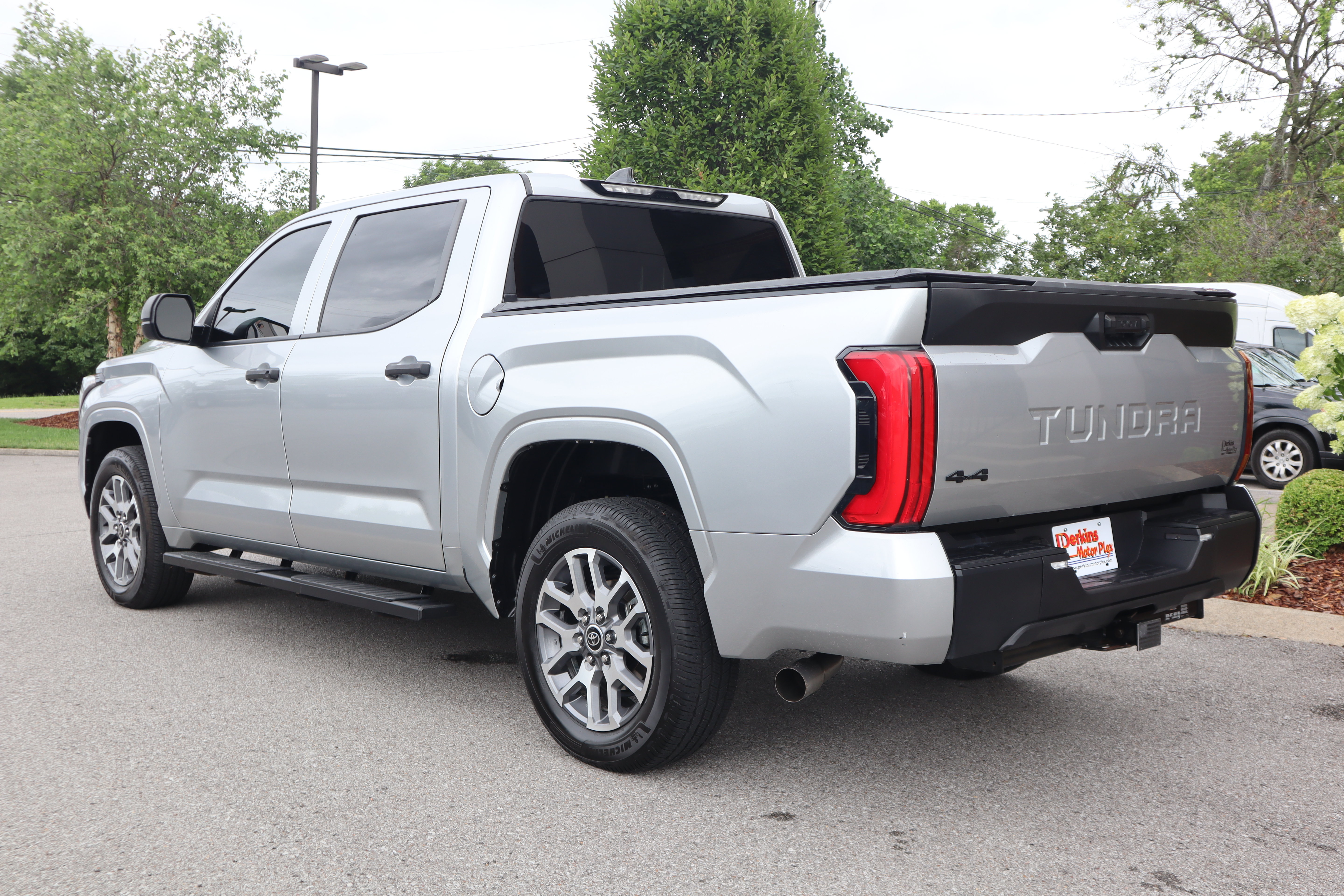 Used 2023 Toyota Tundra SR AWD/4WD image 10