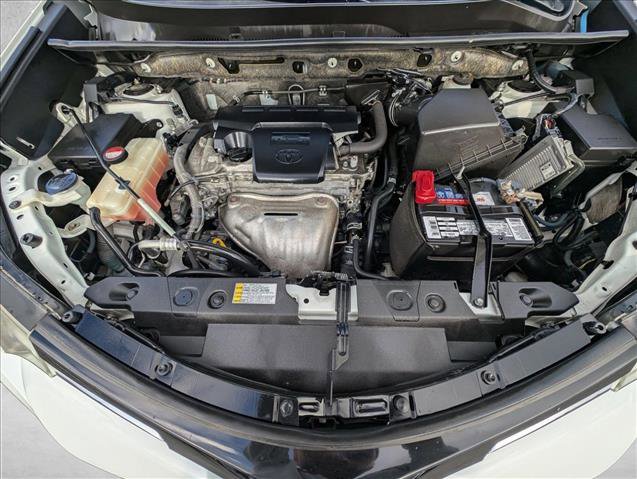 Used 2016 Toyota RAV4 LE image 19