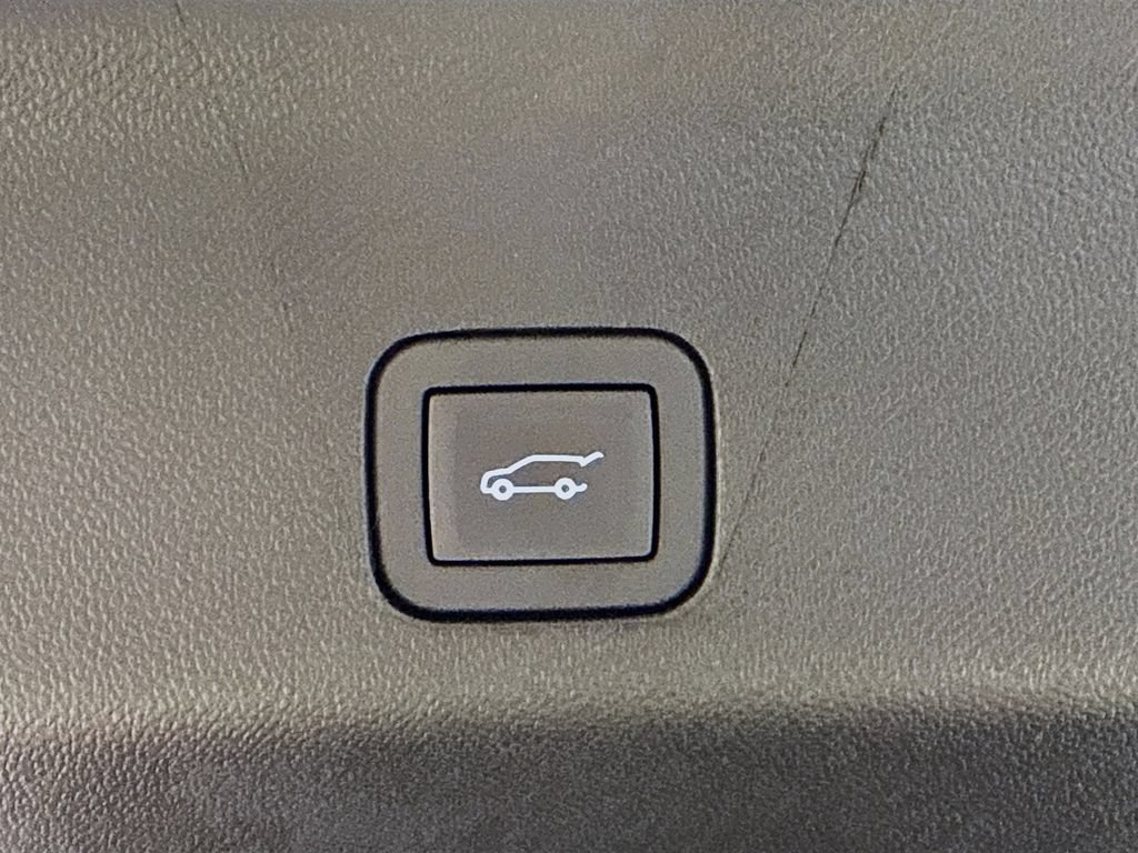 New 2026 GMC Yukon XL Elevation AWD/4WD image 39