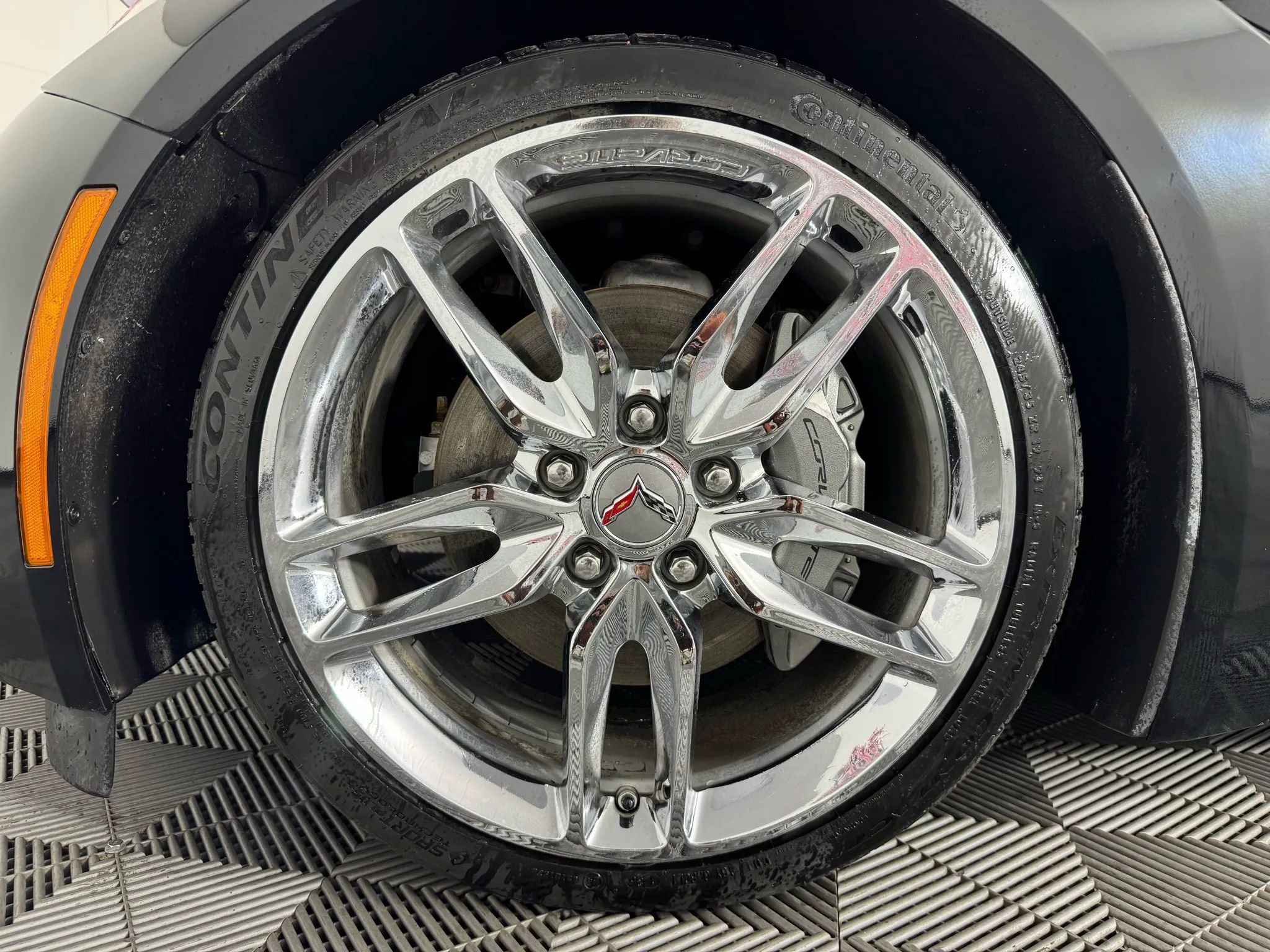 Used 2019 Chevrolet Corvette Stingray Convertible w/ 3LT Preferred Equipment Group image 45