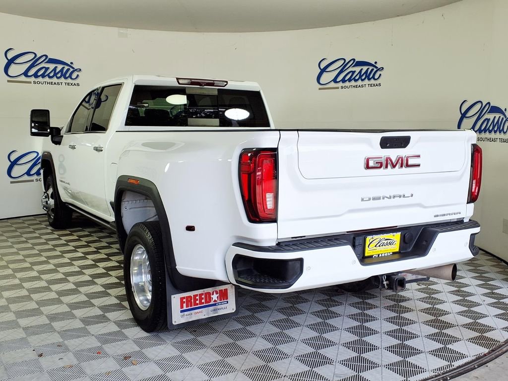 Used 2022 GMC Sierra 3500 Denali AWD/4WD image 2