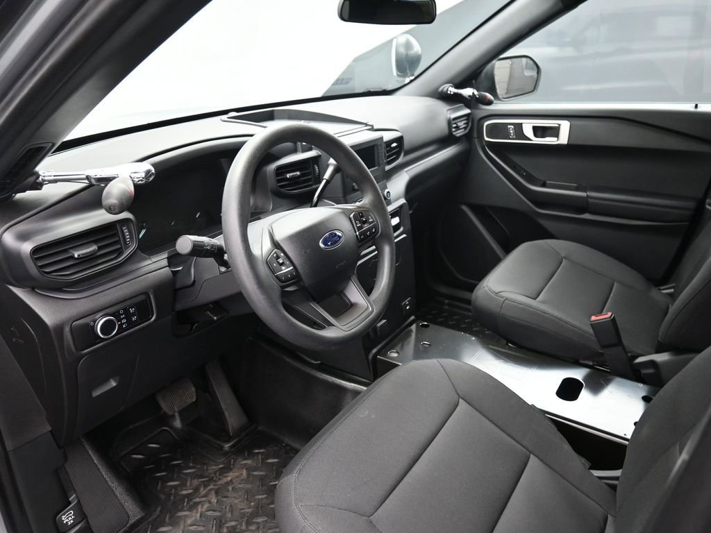 Used 2024 Ford Explorer 4WD Police Interceptor image 11