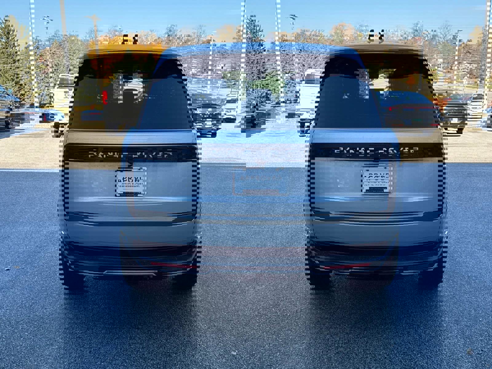 Certified 2024 Land Rover Range Rover Long Wheelbase SE image 7