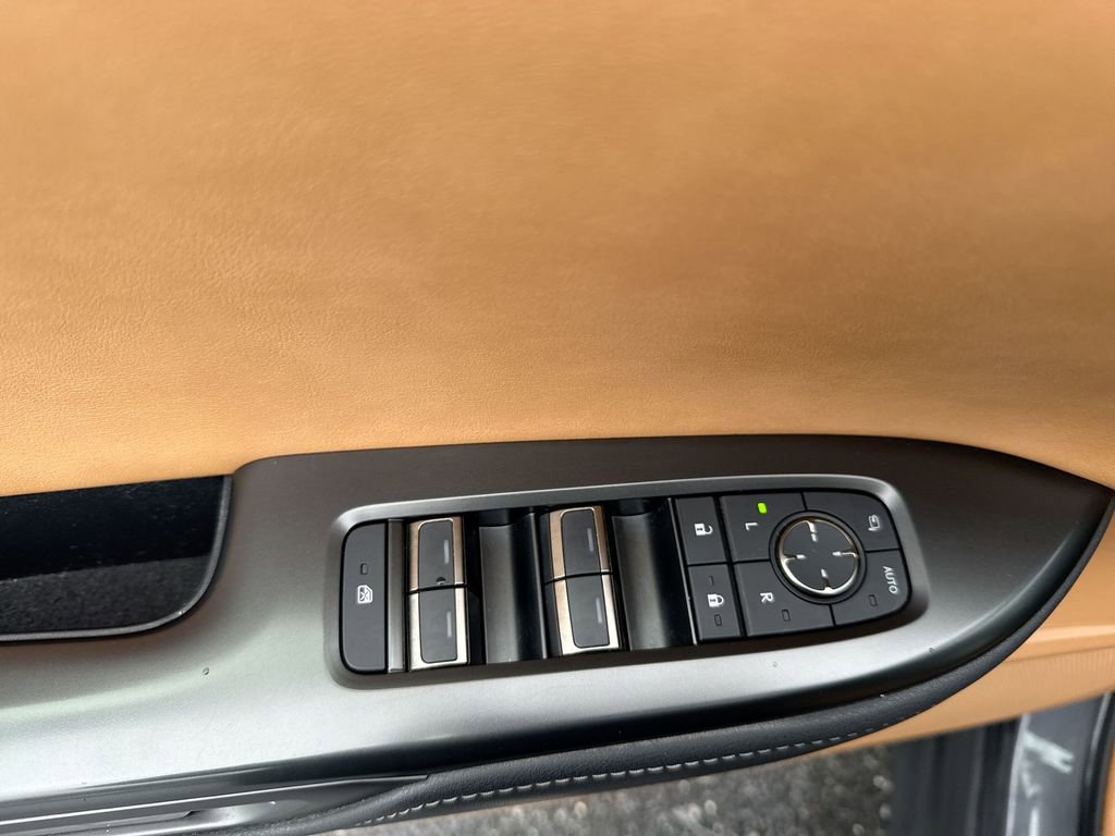 Used 2023 Lexus RZ 450e Premium w/ Technology Package image 15