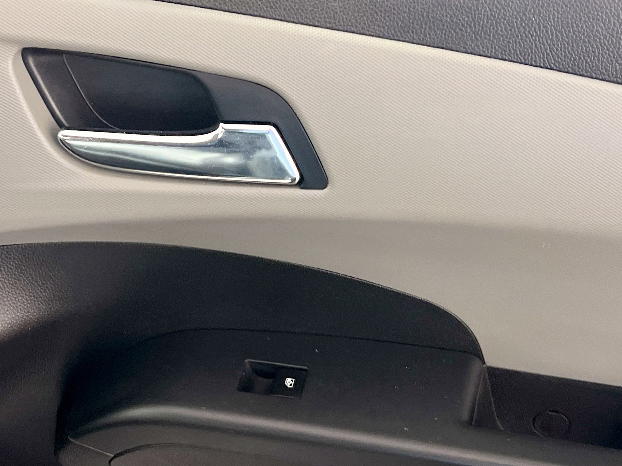 Used 2014 Chevrolet Sonic LTZ image 31