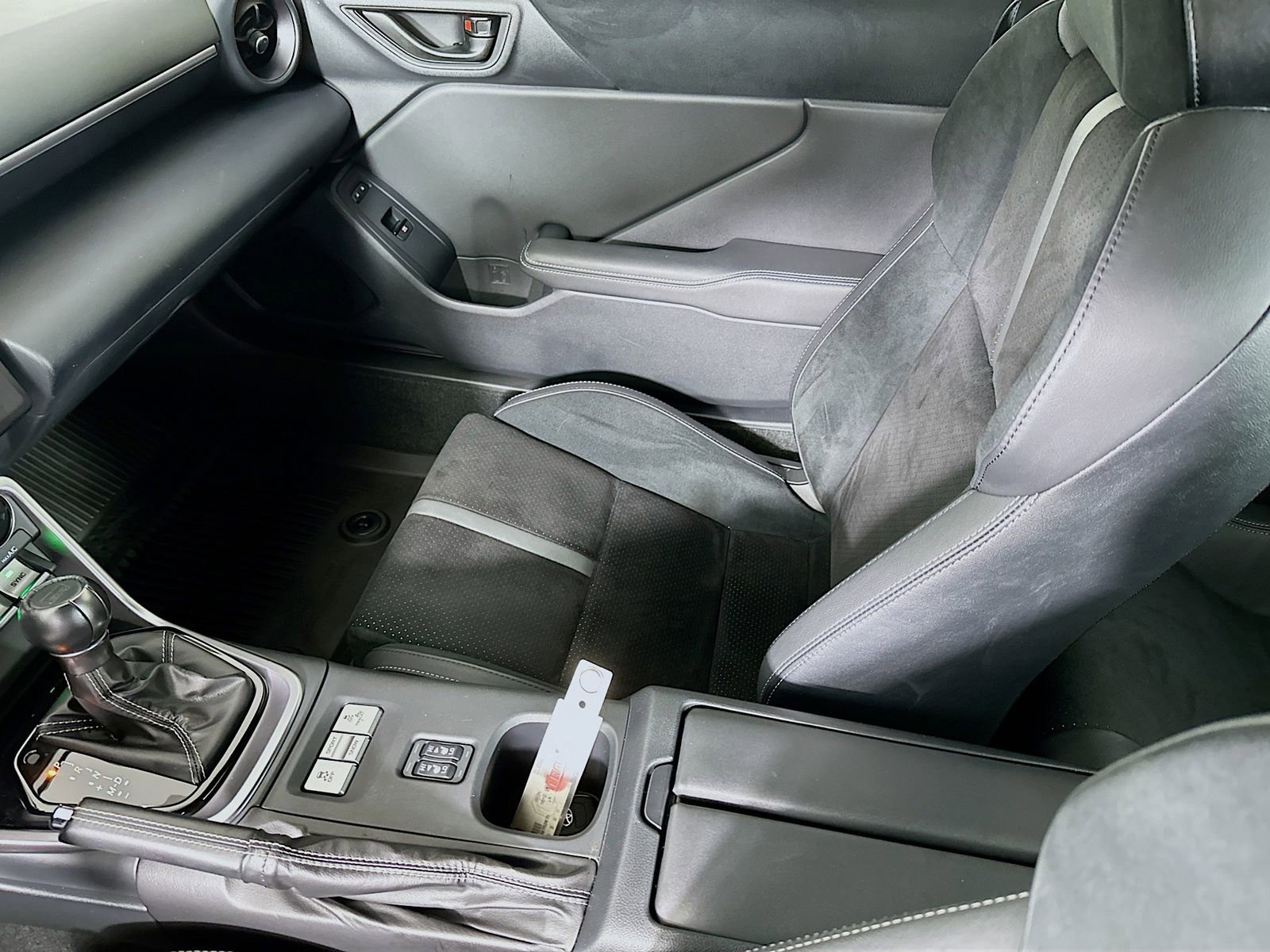 Certified 2024 Toyota GR86 Premium RWD image 22