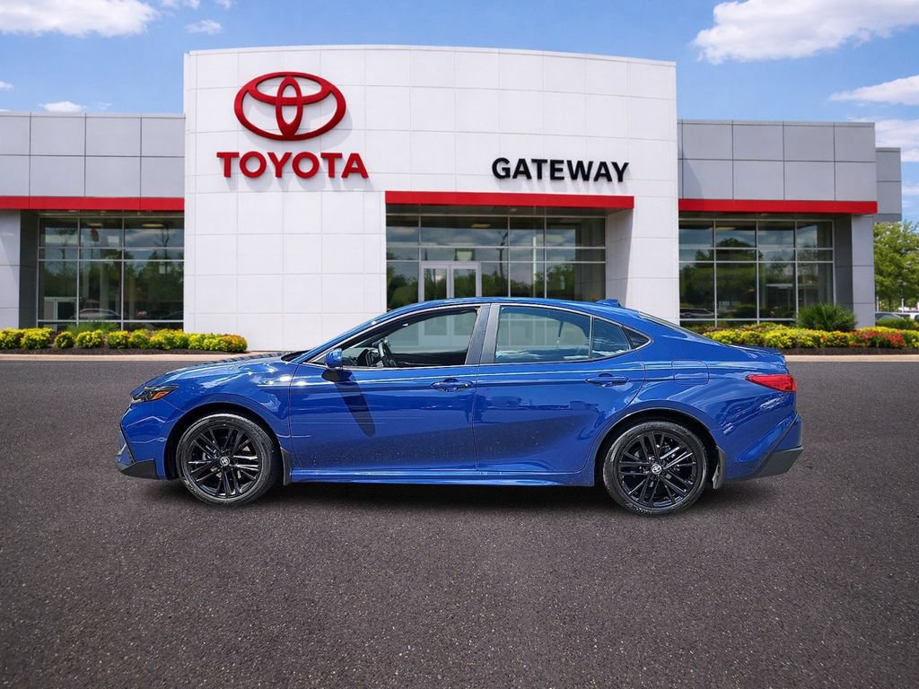 Used 2025 Toyota Camry SE AWD/4WD image 7