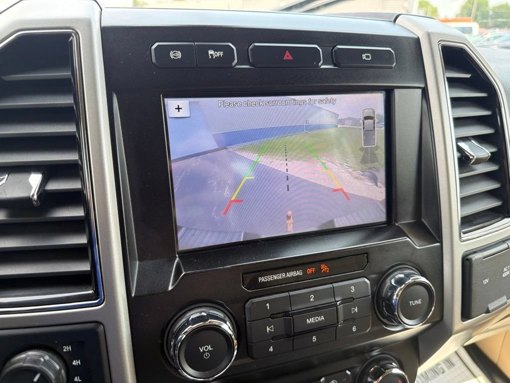 Used 2019 Ford F250 Lariat w/ Lariat Ultimate Package AWD/4WD image 18