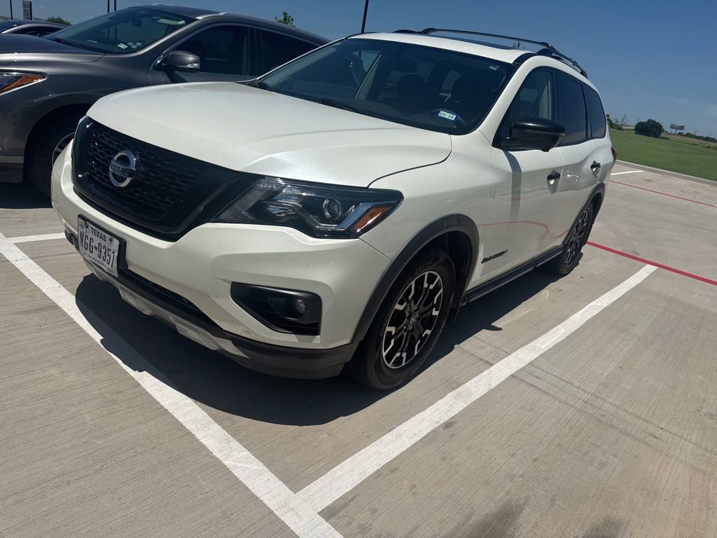 Used 2020 Nissan Pathfinder SL FWD image 1