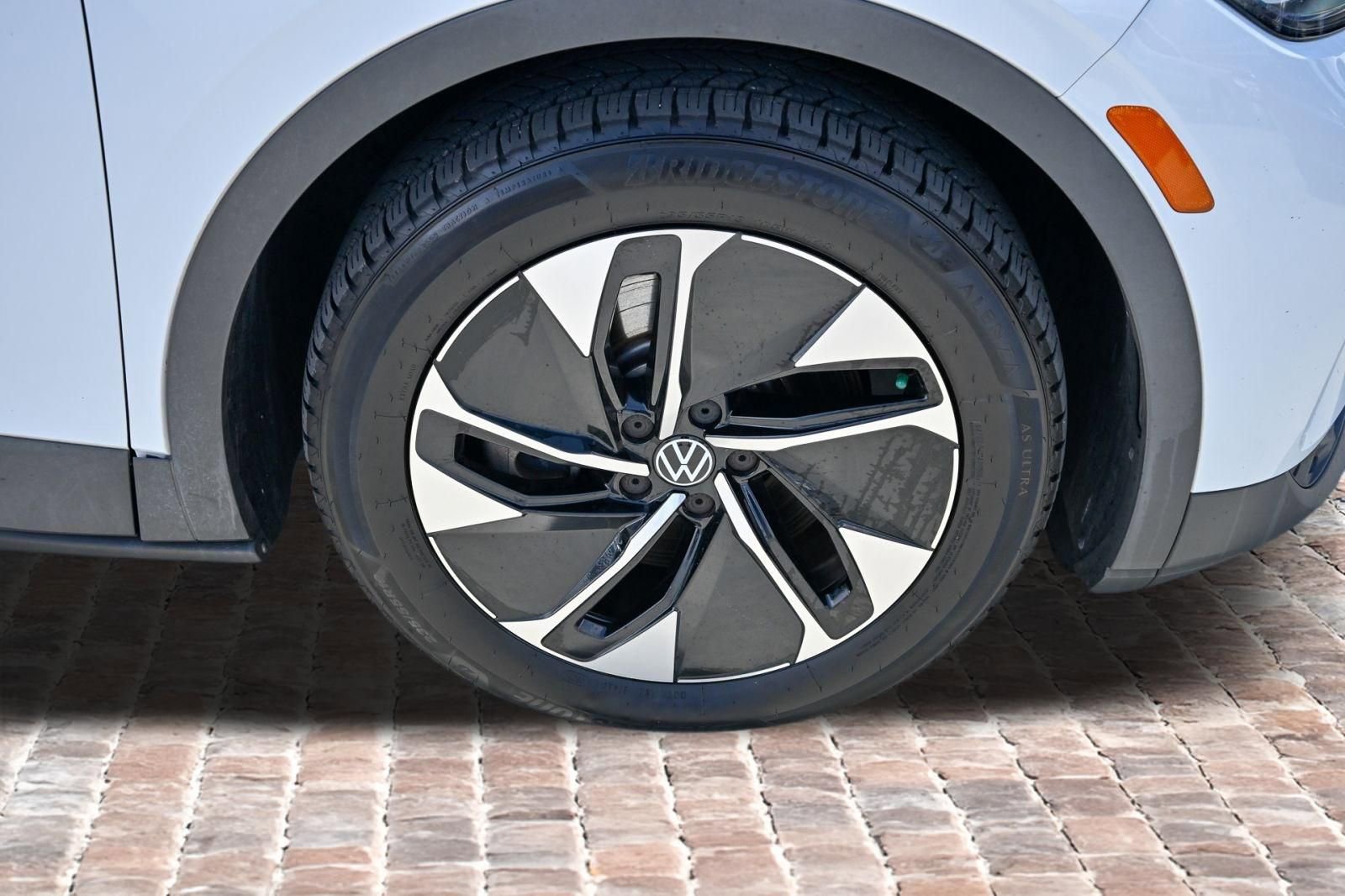 Used 2021 Volkswagen ID.4 Pro RWD image 34