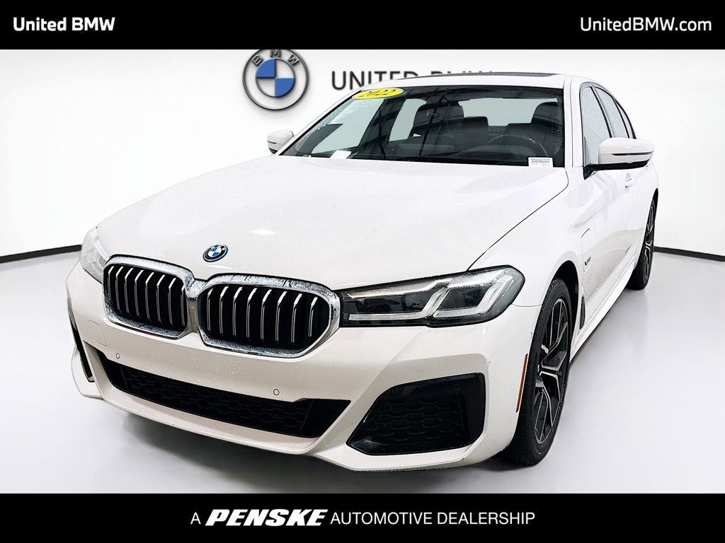 Used 2022 BMW 530e w/ Premium Package
