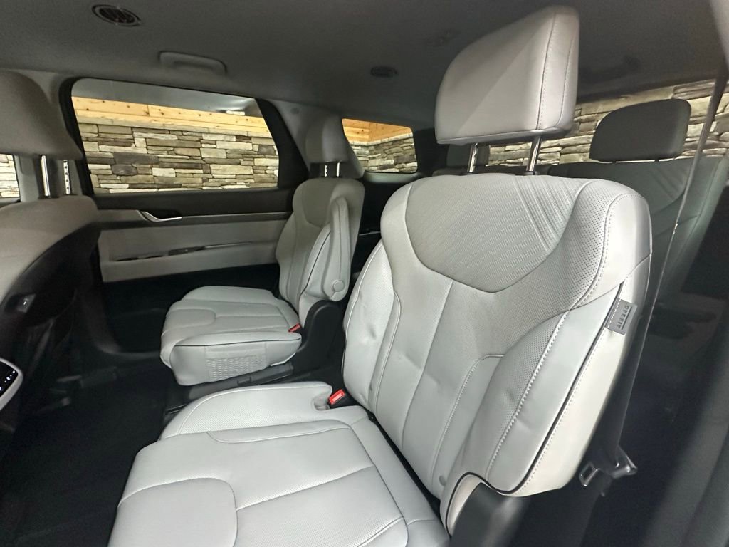 Used 2024 Hyundai Palisade SEL image 30