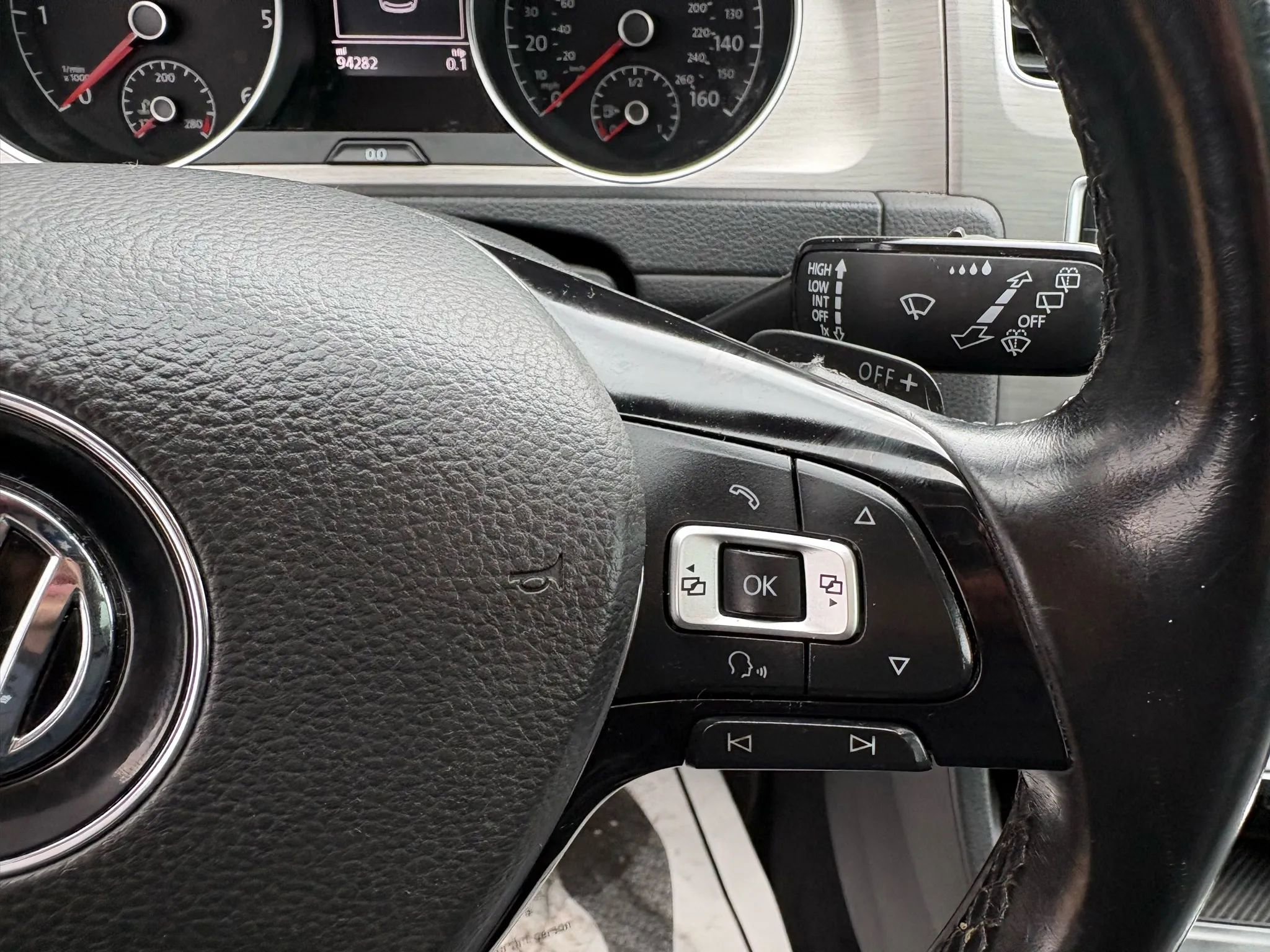 Used 2015 Volkswagen Golf TDI SE image 18