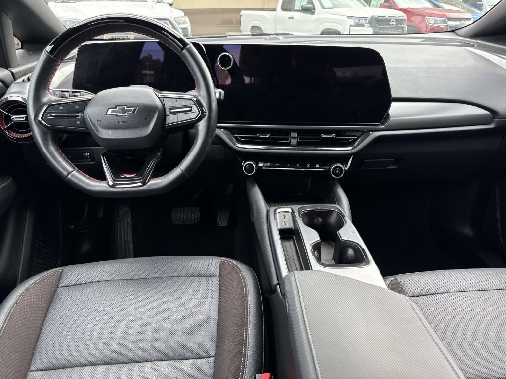 Used 2024 Chevrolet Equinox EV RS FWD image 9