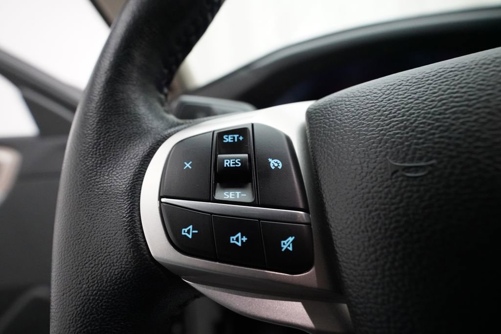 Used 2023 Ford Explorer XLT w/ Equipment Group 202A image 19