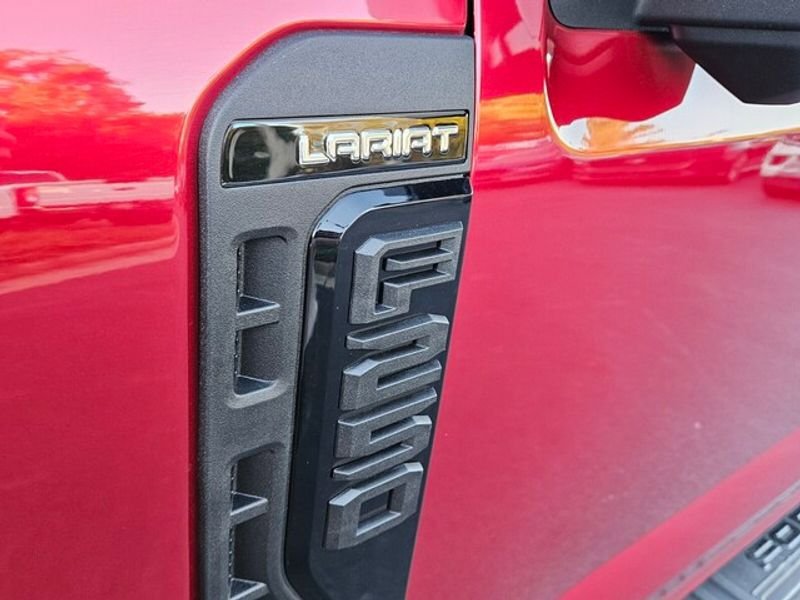 New 2026 Ford F250 Lariat w/ Black Appearance Package image 19