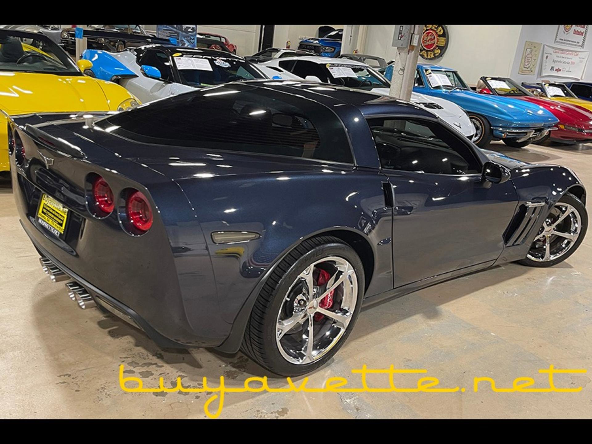 Used 2013 Chevrolet Corvette Grand Sport w/ 3LT Preferred Equipment Group image 2