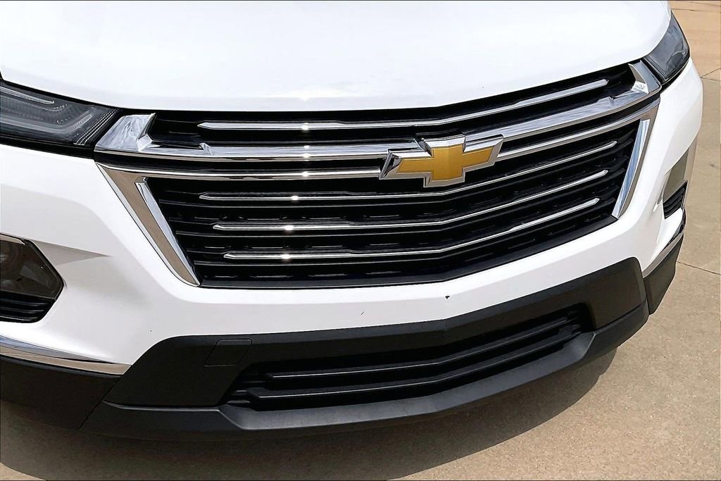 Used 2023 Chevrolet Traverse LT FWD image 31