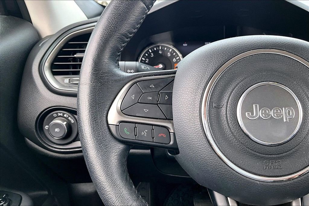 Used 2022 Jeep Renegade Limited image 19